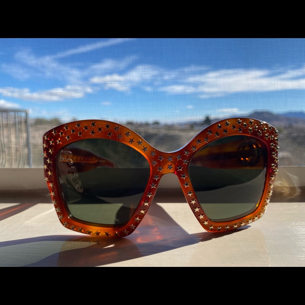 🥂🍾 Authentic GUCCI Sunglasse 🥂🍾